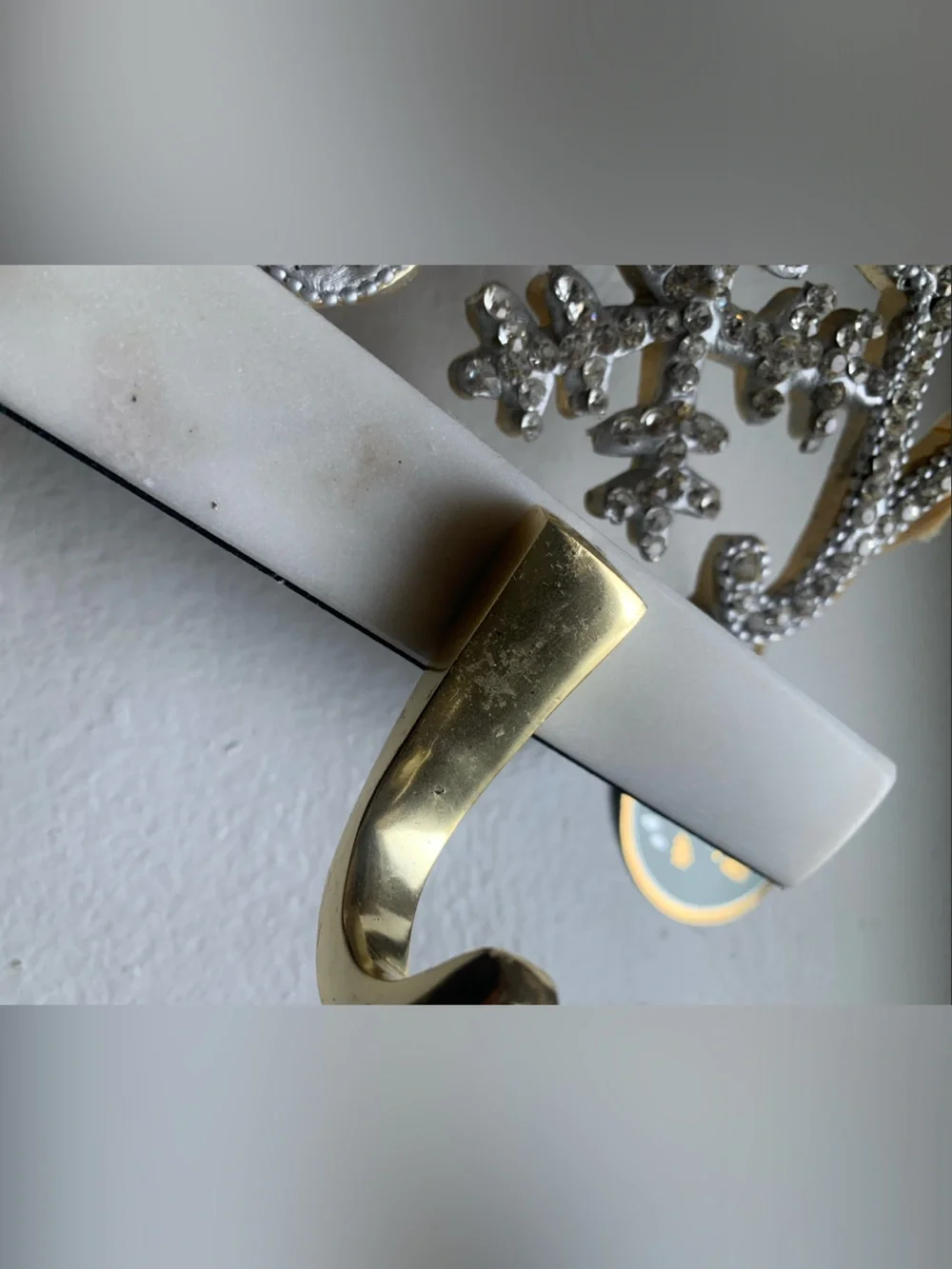 🆕- Joy Crystal Snowflake Stocking Hanger - Gold with Diamond crystals